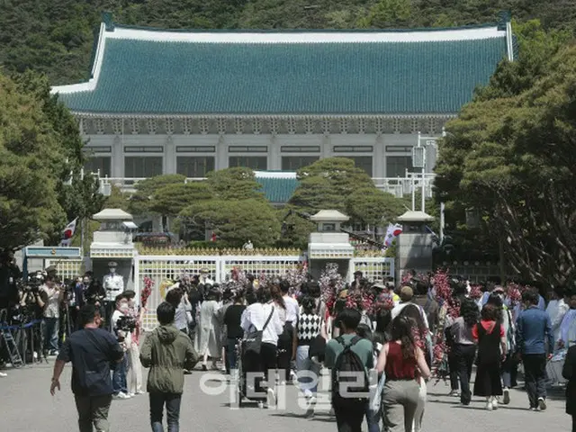 【フォト】全面開放された韓国大統領府に多くの市民が訪れる（画像提供:wowkorea）