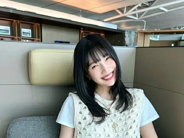 「Red Velvet」ジョイ、良く似合うミディアムボブに胸キュンの「はじける笑顔」（画像提供:wowkorea）