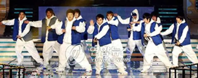 Super Junior＝（聯合）