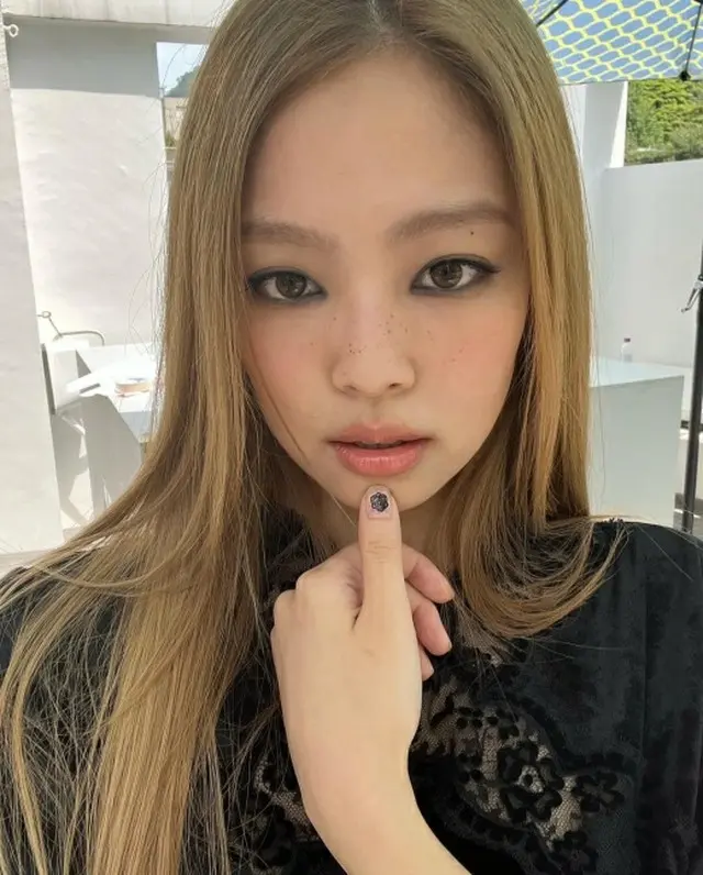 JENNIE（BLACKPINK）、魅惑のビジュアル1（画像提供:wowkorea）