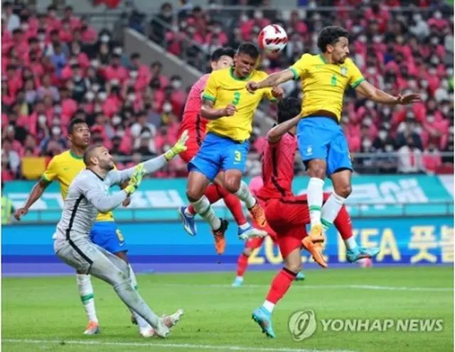 韓国とブラジルの親善試合＝（聯合ニュース）