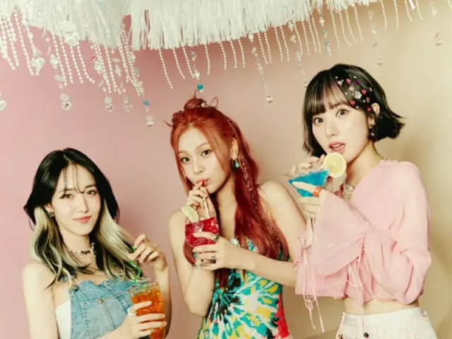 ガールズグループ「VIVIZ」、ミニアルバム「Summer Vibe」で6日カムバック（画像提供:wowkorea）