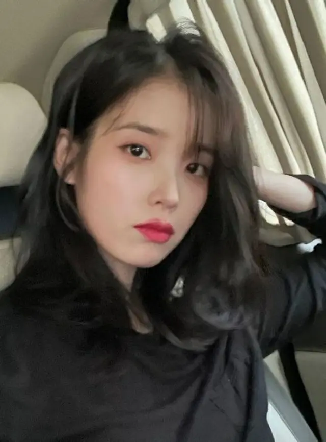 IU、自撮り写真でどこから見てもきれいな姿（画像提供:wowkorea）