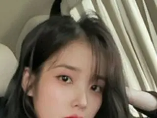 IU、自撮り写真でどこから見てもきれいな姿