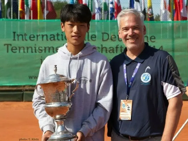 韓国テニス界有望株のチョ・セヒョク選手、U-14国際ドイツ選手権大会優勝（画像提供:wowkorea）