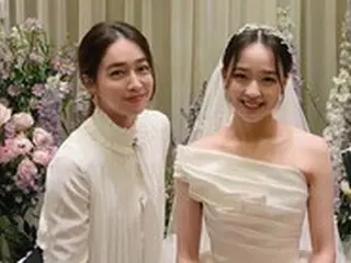 女優イ・ミンジョンも？ソン・ヨンジェの結婚式写真… 「影のせいできれいな花嫁の顔が…」