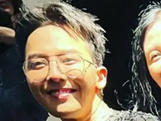 G-DRAGON（BIGBANG）、JENNIEとの”決別説”後？...こんなにかわいい笑顔は初めて！