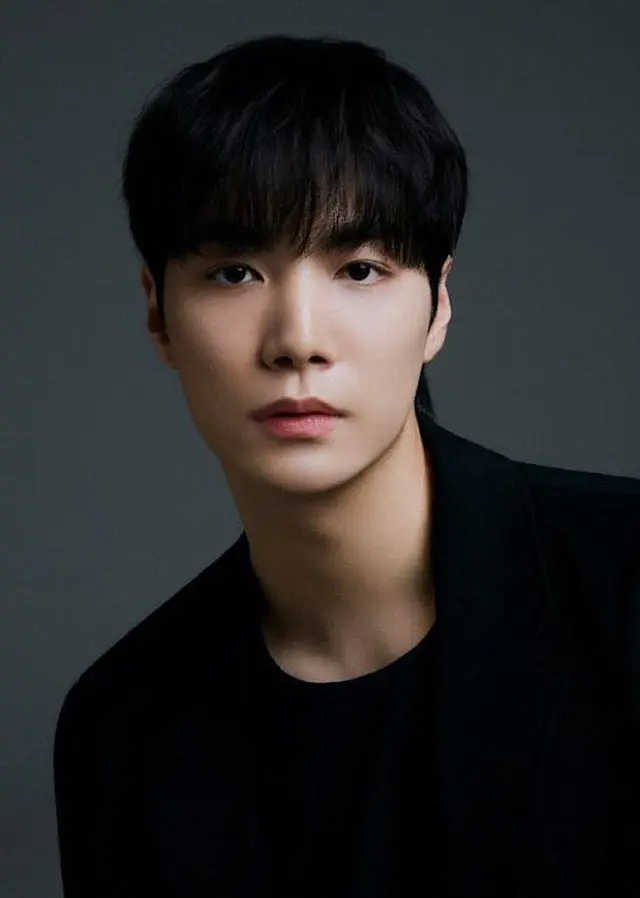 新型コロナ陽性のキム・ジョンヒョン(元NU’EST) 、「回復に専念できるよう最善尽くす」（画像提供:wowkorea）