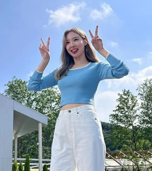 「TWICE」ナヨン、広告撮影でグラマラスな美貌を披露（画像提供:wowkorea）