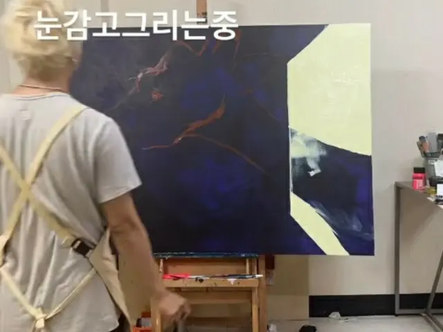 MINO（WINNER）、目をつぶって描いた絵画を公開…生まれつきの才能発揮（画像提供:wowkorea）