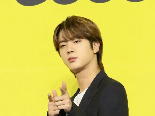 「BTS」JIN、入隊前ソロサプライズ発表「好きだった方と…」