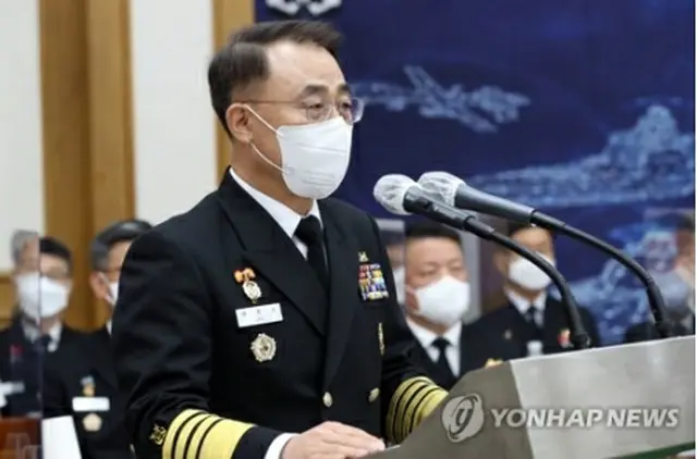 国政監査で発言する韓国の李鍾皓・海軍参謀総長（共同取材団）＝21日、鶏竜（聯合ニュース）