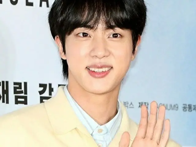 「BTS」JIN、イ・ヨンジとのタッチ解明「握ったのではない」（画像提供:wowkorea）