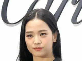 “大規模ワールドツアー中”「BLACKPINK」のJISOO、首にコブが？健康への懸念などネットにあふれる心配の声