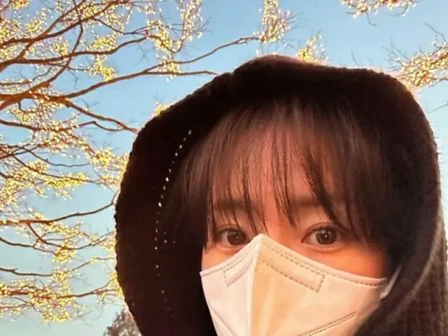 女優ハン・ジミン、本当に40代？…“ヒップに”冬ファッションを楽しむ（画像提供:wowkorea）