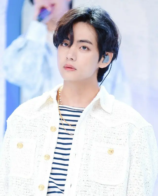 V（BTS）、ギネス世界記録「モダンワールド」セクションに登録（画像提供:wowkorea）