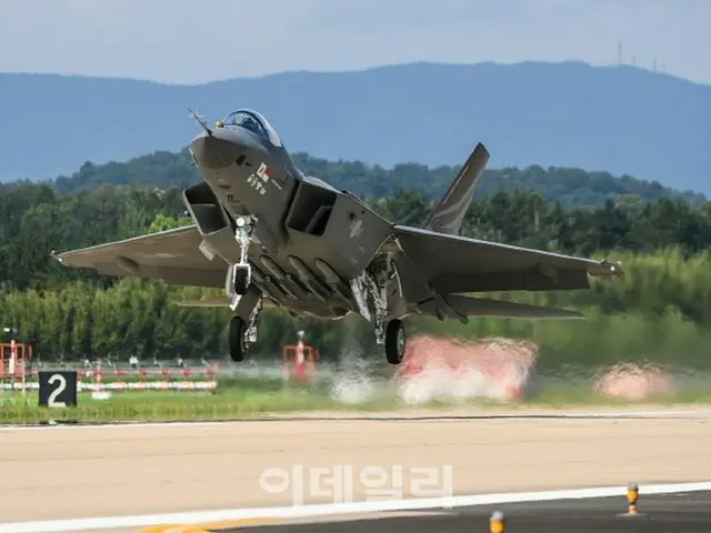 韓国型戦闘機KF21、初の超音速飛行に成功、ガスの安定性確認＝韓国（画像提供:wowkorea）