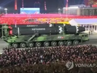 北朝鮮が軍事パレード開催　「建軍節」７５周年