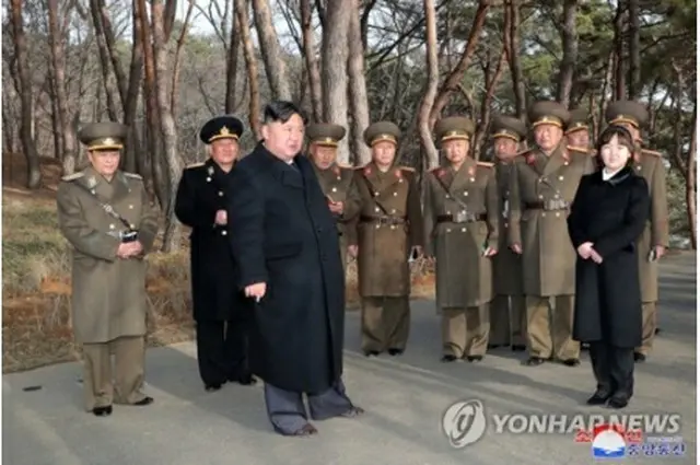 北朝鮮の朝鮮中央通信は10日、金正恩国務委員長が9日に西部前線で砲兵部隊の火力襲撃訓練を指導したと報じた＝（朝鮮中央通信＝聯合ニュース）≪転載・転用禁止≫