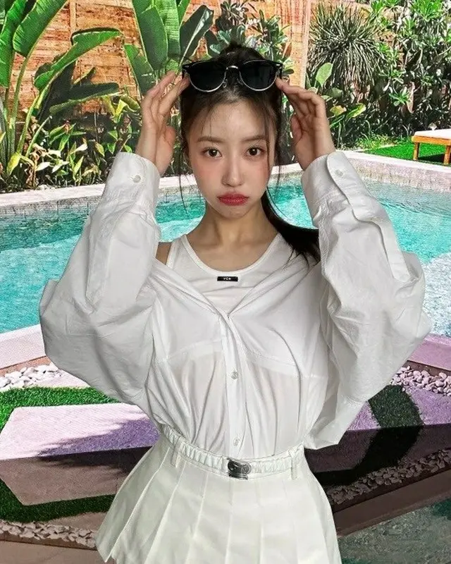 イ・ミジュ（元LOVELYZ）、また痩せたかな？…細いウエストに視線集中（画像提供:wowkorea）