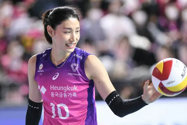 ＜女子バレー＞優勝逃した興国生命監督「来季もキム・ヨンギョンと共にすることを願う」（画像提供:wowkorea）