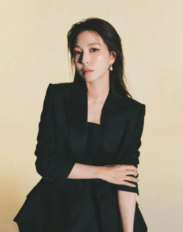 歌手BoA、”結婚式招待状”を電撃公開？「鏡を見るように、とてもよく似ている私たち」（画像提供:wowkorea）