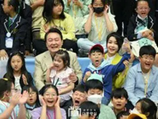 尹大統領、青瓦台に子どもたちを招待…「世界最高の養育環境を築いていく」＝韓国”こどもの日”