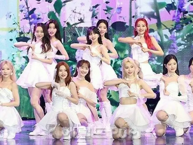 ViVi、ヒョンジンの勝訴に5人残った「今月の少女（LOONA）」…所属事務所との泥仕合（画像提供:wowkorea）