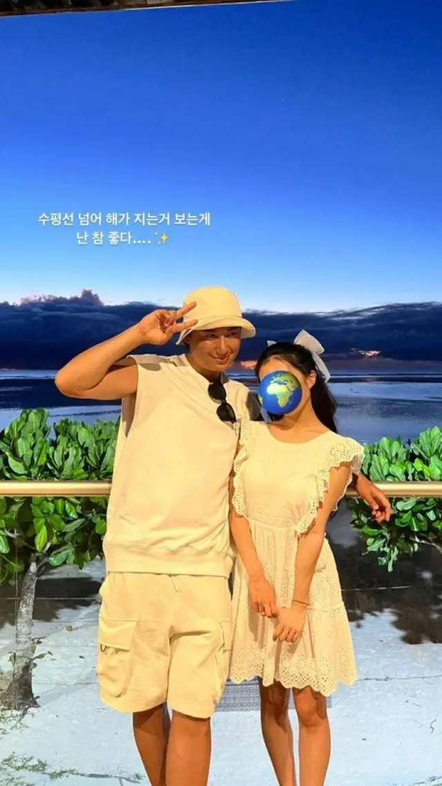 ”新婚3年目”歌手イ・ジフン＆妻アヤネさん、 ナイトプールを楽しむ幸せな旅行（画像提供:wowkorea）