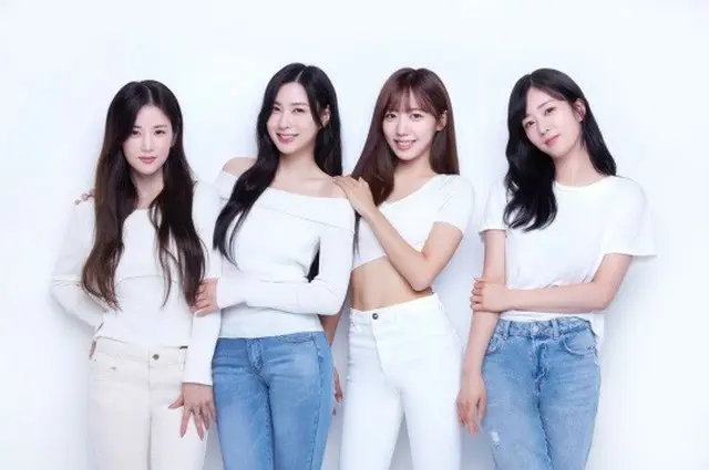 「Apink」4メンバー、所属事務所を移籍し初の「同伴広告」（画像提供:wowkorea）