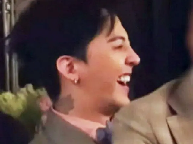 G-DRAGON（BIGBANG）、スクリーンに映ったものを見て大爆笑1（画像提供:wowkorea）