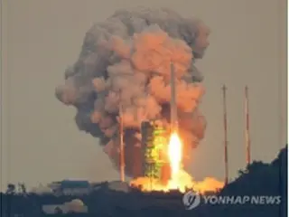 韓国初の国産ロケット　高度５５０キロで衛星８基の分離に成功