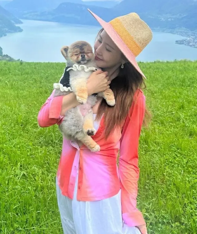 イ・ダヘ、夫SE7ENと愛犬同行のヨーロッパ新婚旅行…すべてに感謝（画像提供:wowkorea）