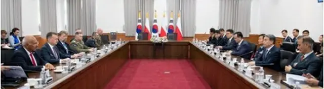 第１回韓国・ポーランド国防・防衛産業協力共同委員会の様子（韓国国防部提供）＝（聯合ニュース）≪転載・転用禁止≫