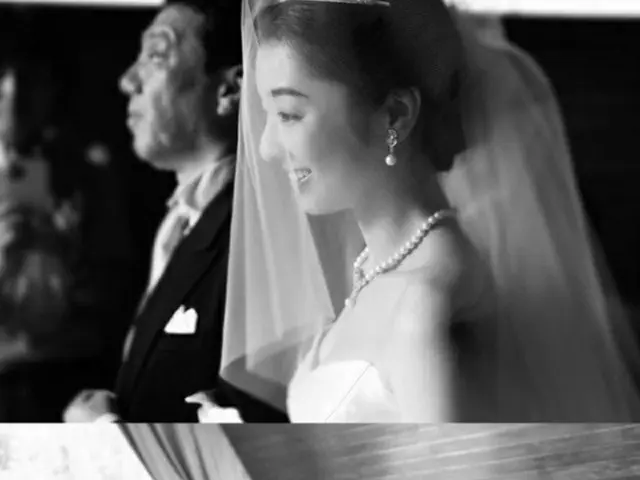 俳優シム・ヒョンタク＆妻サヤさん、「ついにシム氏のもとへ行くんだ」…映画のような結婚式のシーン公開（画像提供:wowkorea）