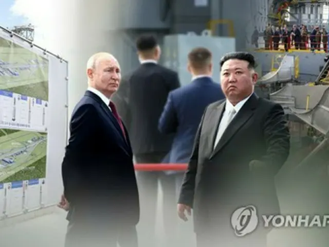 金正恩氏（右）とプーチン氏は１３日にロシア極東アムール州のボストーチヌイ宇宙基地で会談した＝（聯合ニュースＴＶ）