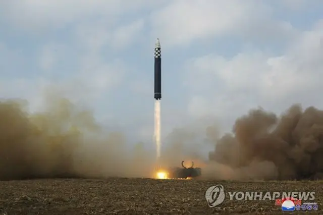 ＩＣＢＭ「火星１７」＝（朝鮮中央通信＝聯合ニュース）≪転載・転用禁止≫