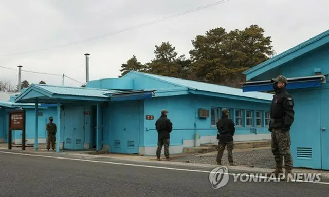 板門店で警戒任務に当たる韓国軍の兵士。３月撮影（資料写真）＝（聯合ニュース）