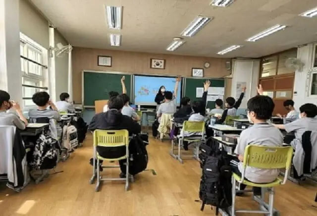 「どうして医者になりたいの？」と小・中学生に尋ねると…「好きな仕事だから」ではなかった＝韓国（記事と写真は無関係）