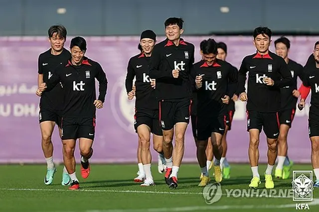 ３日、ＵＡＥのアブダビで調整を行う韓国代表（大韓サッカー協会提供）＝（聯合ニュース）≪転載・転用禁止≫