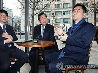 与野党の元代表が会合　総選挙控え「二党の既得権打破に共感」＝韓国