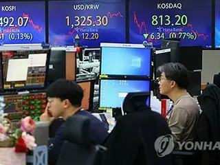 韓国総合株価指数が反落　先月７日以来の２５００割れ