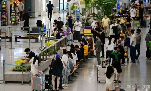 昨年の訪日外国人トップは「韓国人」…「円安」「航空便の増便」が要因