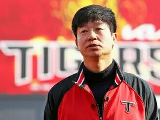 プロ野球・ＫＩＡ監督の逮捕状請求　背任収賄容疑＝韓国検察