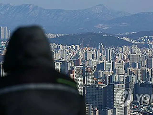 ビルやマンションが建ち並ぶソウル市内の風景（資料写真）＝（聯合ニュース）