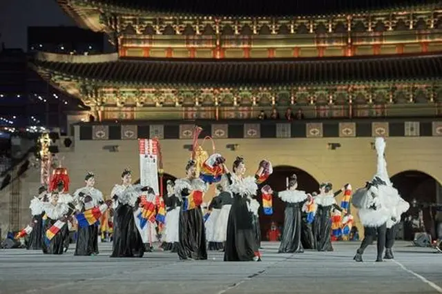 昨年春に開催された宮中文化祝典の開幕祭（文化財庁提供）＝（聯合ニュース）≪転載・転用禁止≫