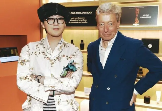 Ｇ－ＤＲＡＧＯＮ（左）とフレデリック・マル氏（所属事務所提供）＝（聯合ニュース）≪転載・転用禁止≫