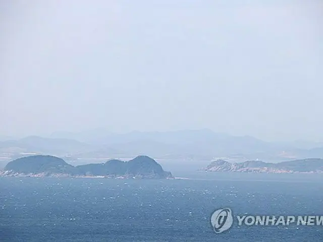 ＧＰＳの妨害電波が発信されているとみられる北朝鮮の島を韓国側から見た様子（仁川市甕津郡提供）＝（聯合ニュース）≪転載・転用禁止≫