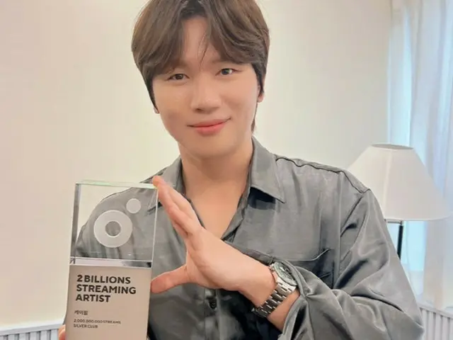 K.will、Melon“ビリオンズシルバークラブ”に殿堂入り…20億ストリーミングを達成