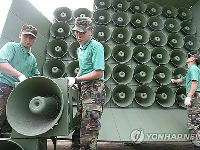 南北軍事境界線付近で撤去される拡声器（資料写真）＝（聯合ニュース）